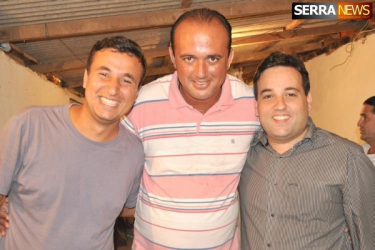 Lelei reúne amigos em Governador Portela